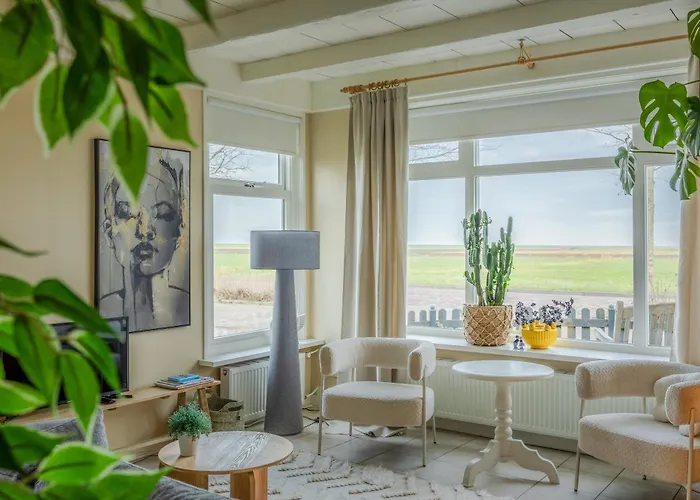 Vakantiehuisje Smoek Holwerd, Aan De Waddenzee