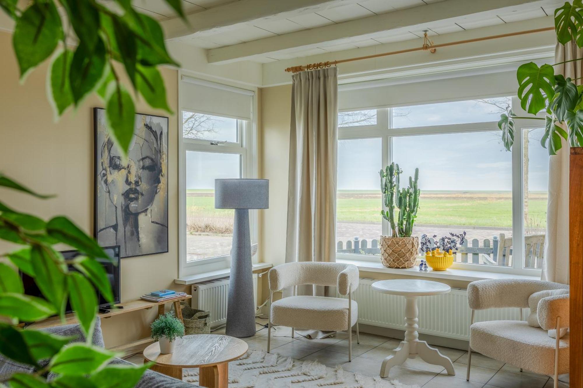 Smoek Holwerd, Aan De Waddenzee Holiday home Holwerd